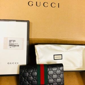 100% Authentic Gucci Unisex Bifold Wallet